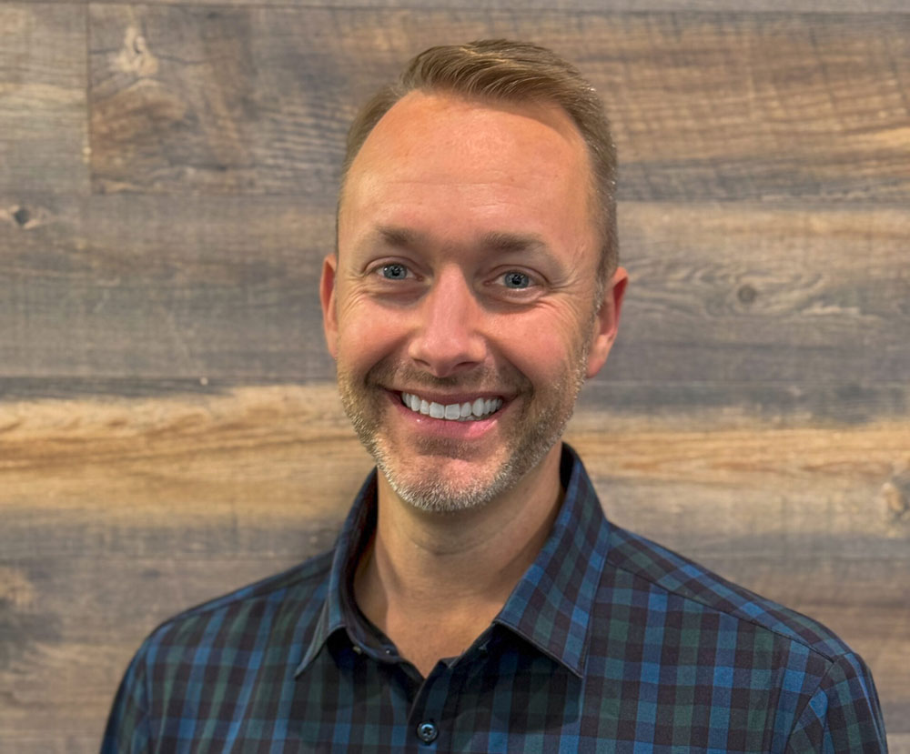 Picture of trusted orthodontist Dr. Zachton Lowe, dedicated to creating healthy and confident smiles.